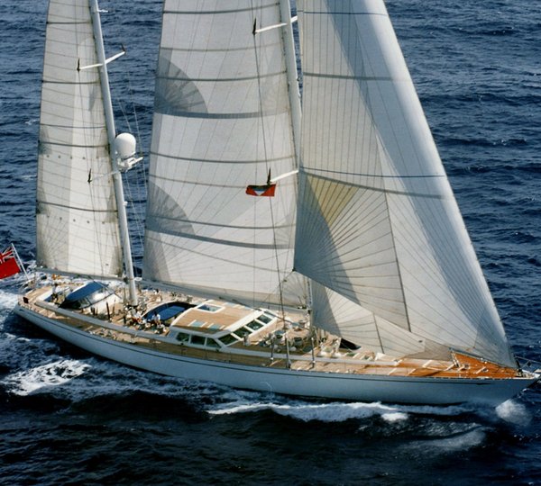 The 42m Yacht CYCLOS III