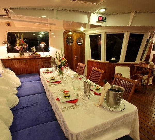 Cockpit Eating/dining Aboard Yacht DOUCE FRANCE