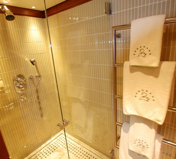 The 42m Yacht IL CIGNO