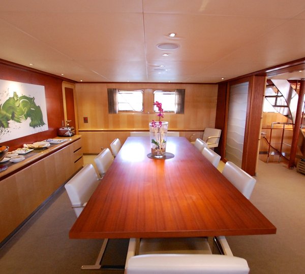 The 42m Yacht IL CIGNO