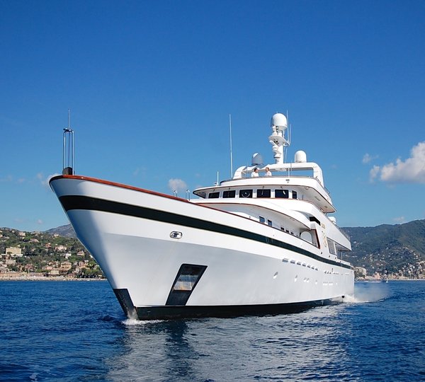 The 42m Yacht IL CIGNO