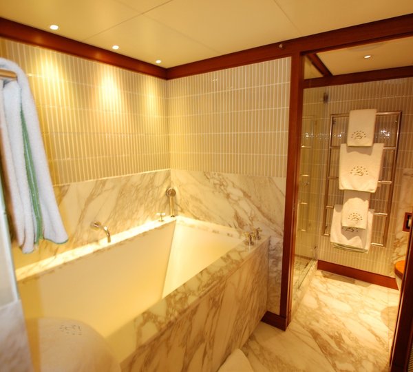 The 42m Yacht IL CIGNO