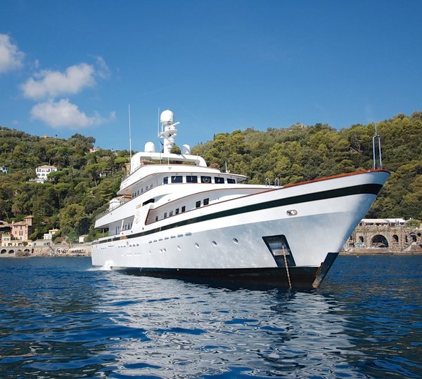 The 42m Yacht IL CIGNO