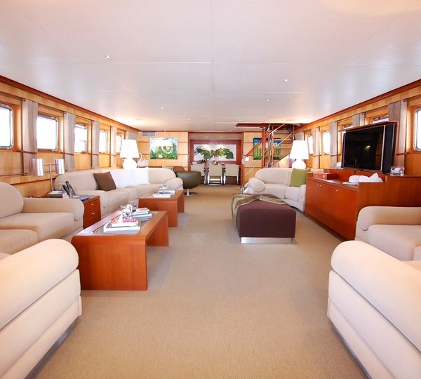 The 42m Yacht IL CIGNO