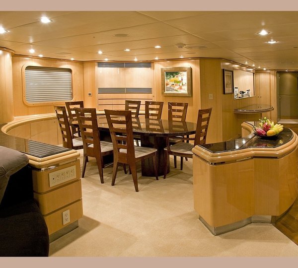 The 42m Yacht MAVERICK II