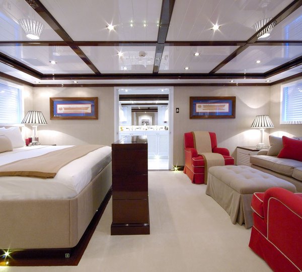 Main Master Cabin On Yacht OXYGEN