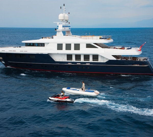 The 42m Yacht OXYGEN