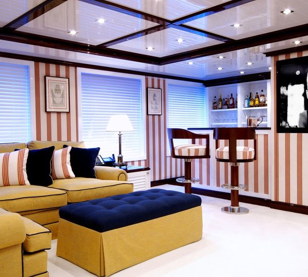 Top Saloon Aboard Yacht OXYGEN