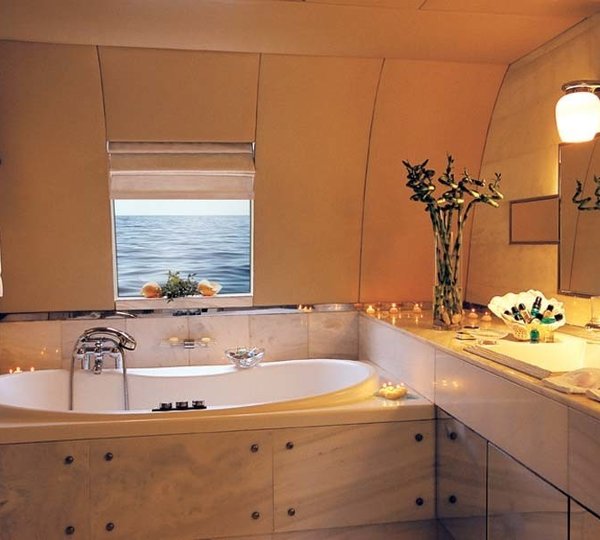 Main Master Bath Aboard Yacht CARMEN FONTANA
