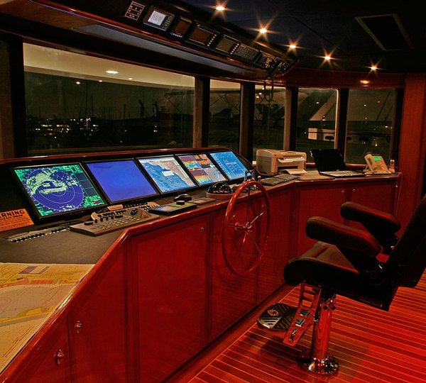 The 43m Yacht LEIGHT STAR