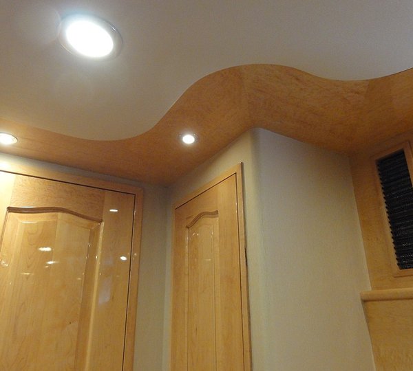 The 43m Yacht LEIGHT STAR