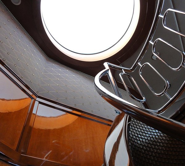 The 43m Yacht LEIGHT STAR