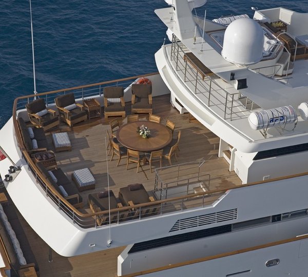 The 43m Yacht SEA DREAM