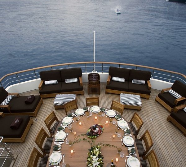 The 43m Yacht SEA DREAM