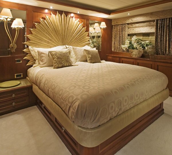 The 43m Yacht SEA DREAM