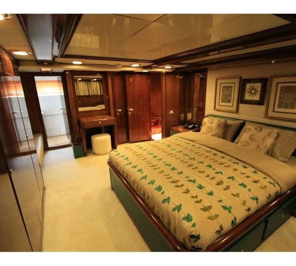 The 46m Yacht WHITE KNIGHT