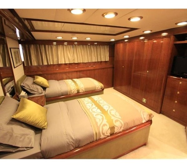 The 46m Yacht WHITE KNIGHT