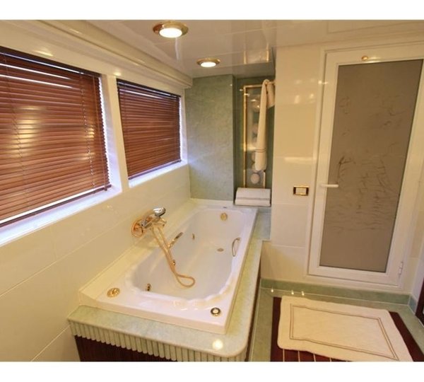 The 46m Yacht WHITE KNIGHT