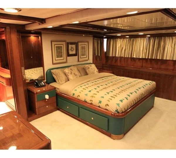 The 46m Yacht WHITE KNIGHT