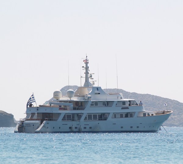 Overview On Board Yacht WHITE KNIGHT