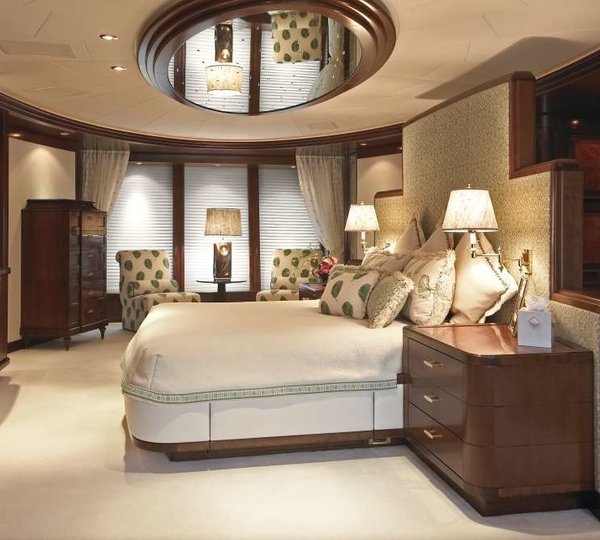 Guest's Cabin On Yacht BLUE MOON