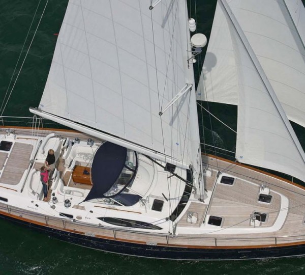 S/Y MUSTIQUE - Main shot