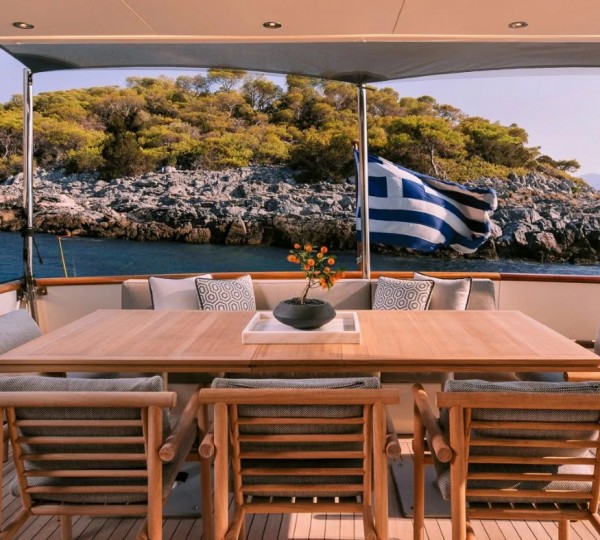 Exterior Dining Area