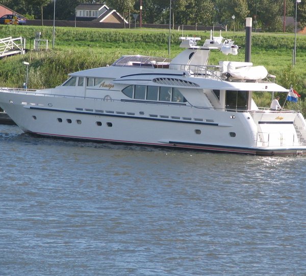 The 30m Yacht AMIGO II