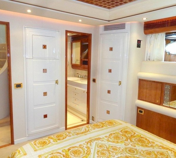 The 30m Yacht CARTOUCHE