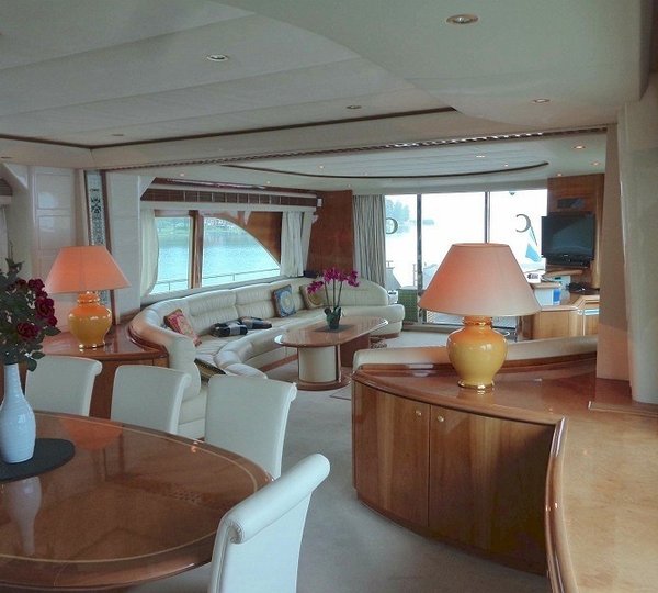 The 30m Yacht CARTOUCHE