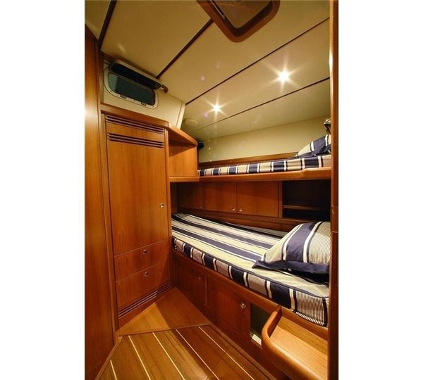 The 30m Yacht FAREWELL