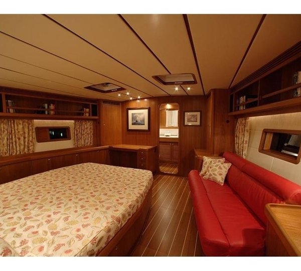 The 30m Yacht FAREWELL