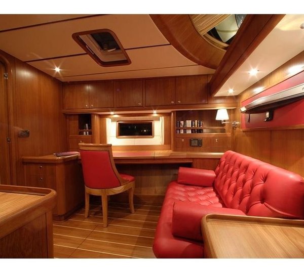 The 30m Yacht FAREWELL