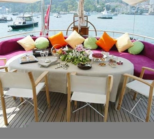 The 30m Yacht HANDEM