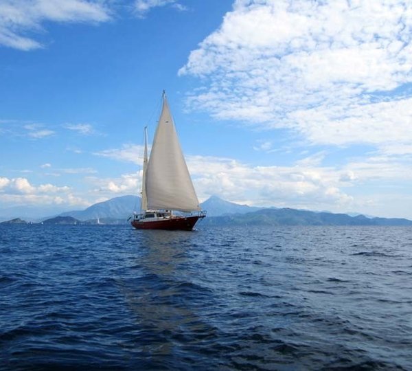 The 30m Yacht HANDEM