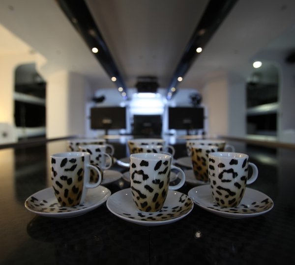 The 30m Yacht LEOPARD 3