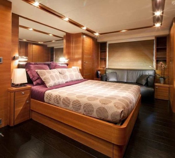 The 30m Yacht MAYAMA