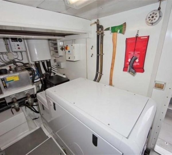 The 31m Yacht EVELYN