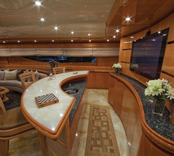 The 31m Yacht EVELYN