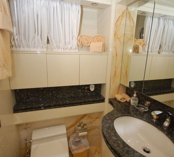 The 31m Yacht EVELYN