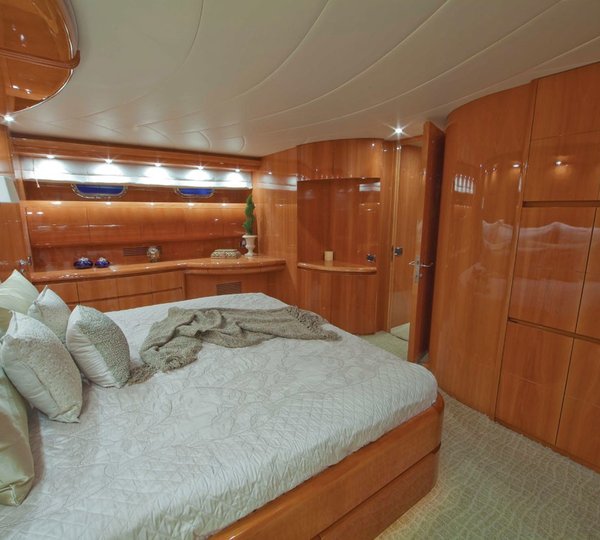 The 31m Yacht EVELYN