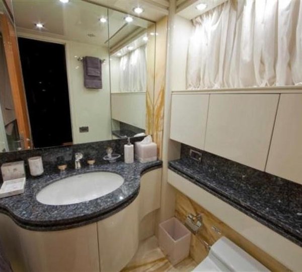 The 31m Yacht EVELYN