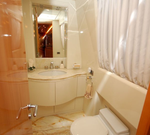 The 31m Yacht EVELYN