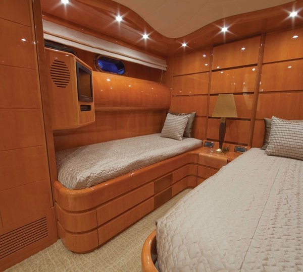 The 31m Yacht EVELYN