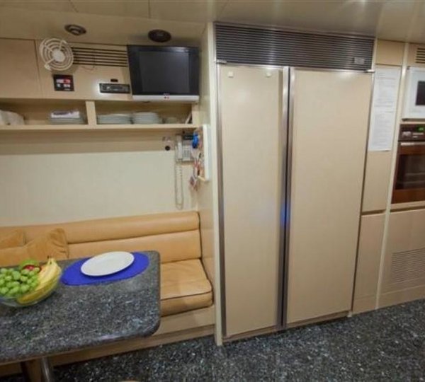 The 31m Yacht EVELYN