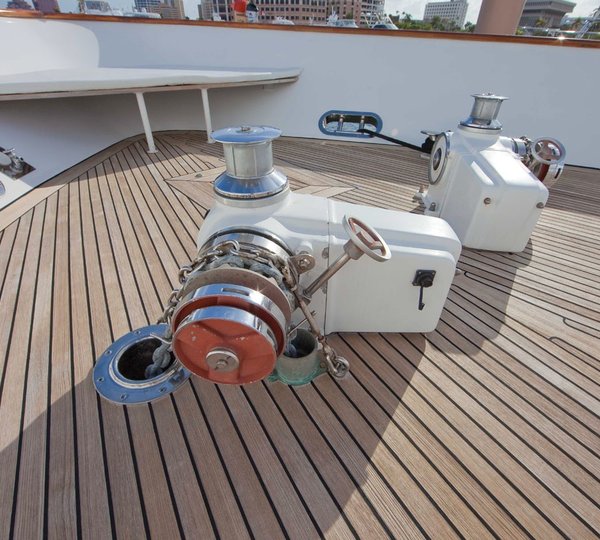 The 31m Yacht EVELYN