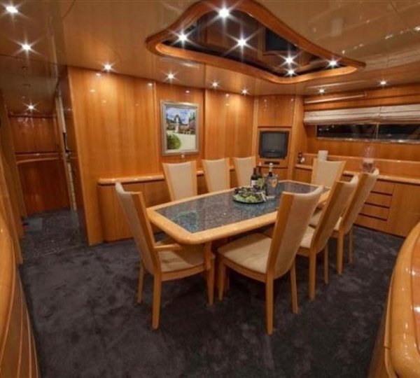 The 31m Yacht EVELYN