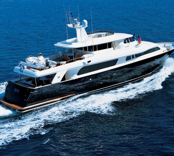 The 31m Yacht IRIS