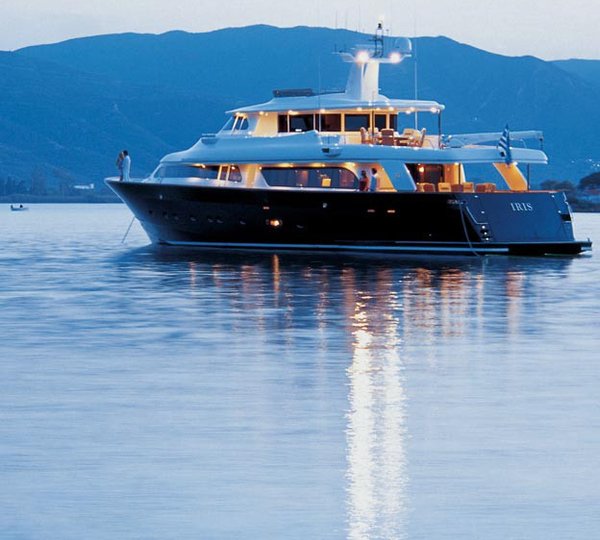 The 31m Yacht IRIS