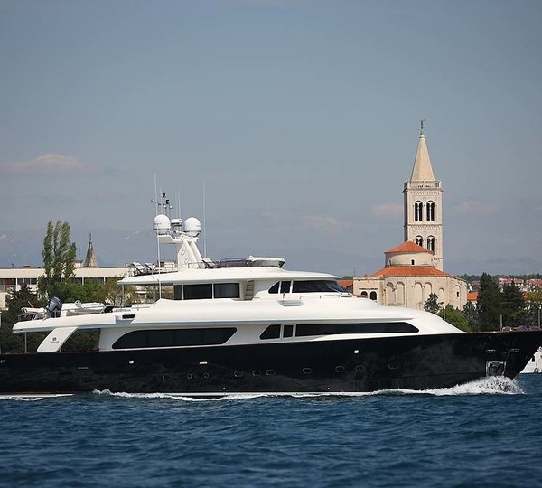 The 31m Yacht KLOBUK